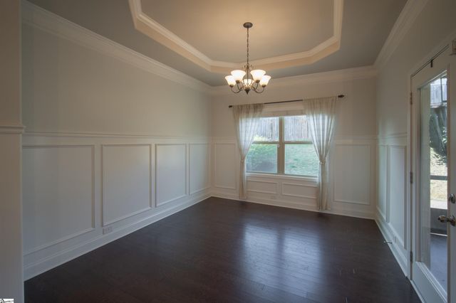 454 Wolfbend Road, Woodruff, SC 29388