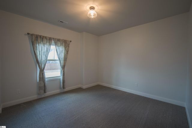 454 Wolfbend Road, Woodruff, SC 29388