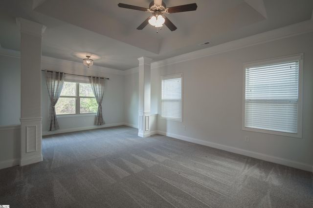 454 Wolfbend Road, Woodruff, SC 29388