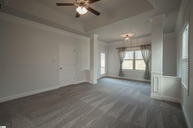 454 Wolfbend Road, Woodruff, SC 29388