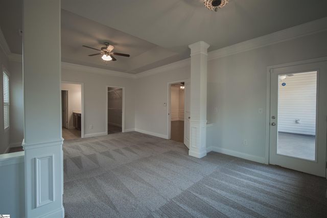 454 Wolfbend Road, Woodruff, SC 29388