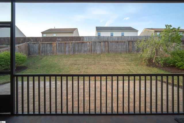 454 Wolfbend Road, Woodruff, SC 29388