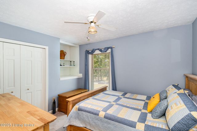 1103 Peaceful Way, Shepherdsville, KY 40165