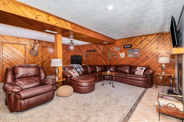 1103 Peaceful Way, Shepherdsville, KY 40165