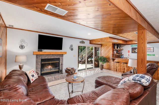 1103 Peaceful Way, Shepherdsville, KY 40165