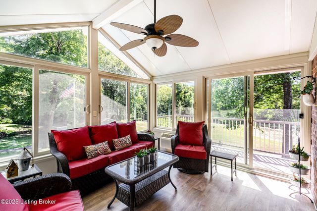 1103 Peaceful Way, Shepherdsville, KY 40165