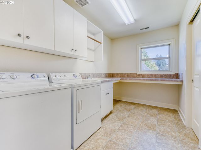 7888 Sw ROCKBRIDGE St, Wilsonville, OR 97070