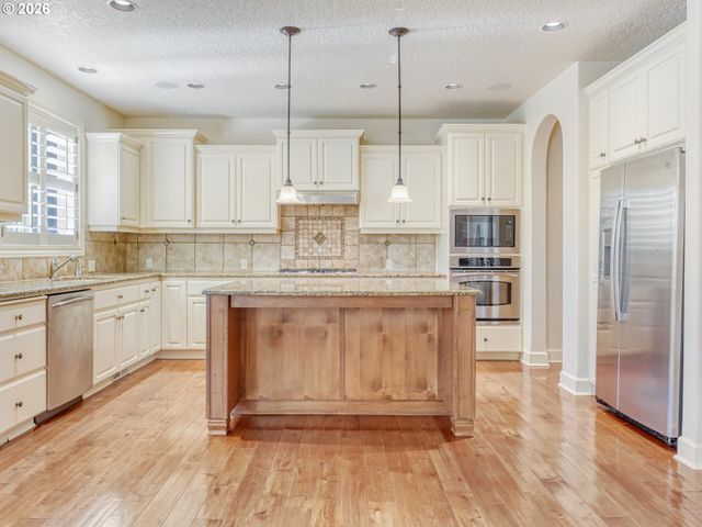 7888 Sw ROCKBRIDGE St, Wilsonville, OR 97070