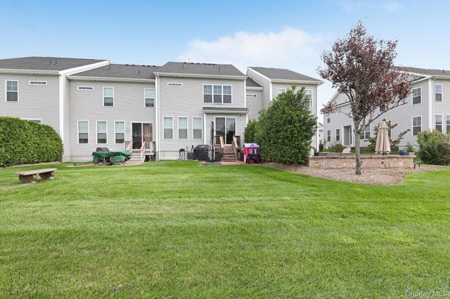 31 Lewis Road, Hopewell Junction, NY 12533