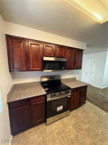 4921 Indian River Drive 118, Las Vegas, NV 89103