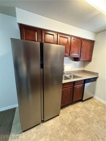 4921 Indian River Drive 118, Las Vegas, NV 89103