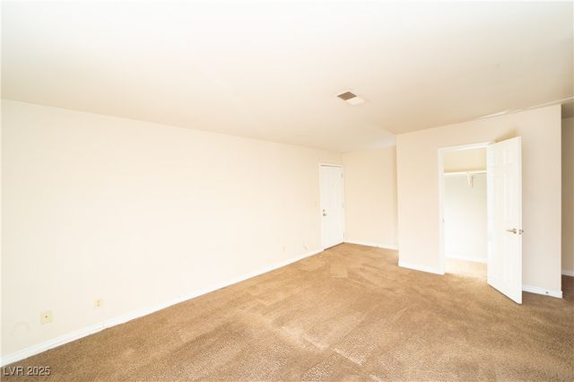 4921 Indian River Drive 118, Las Vegas, NV 89103