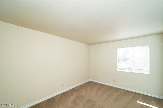 4921 Indian River Drive 118, Las Vegas, NV 89103