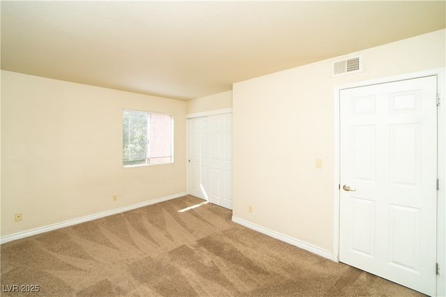 4921 Indian River Drive 118, Las Vegas, NV 89103