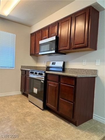 4921 Indian River Drive 118, Las Vegas, NV 89103