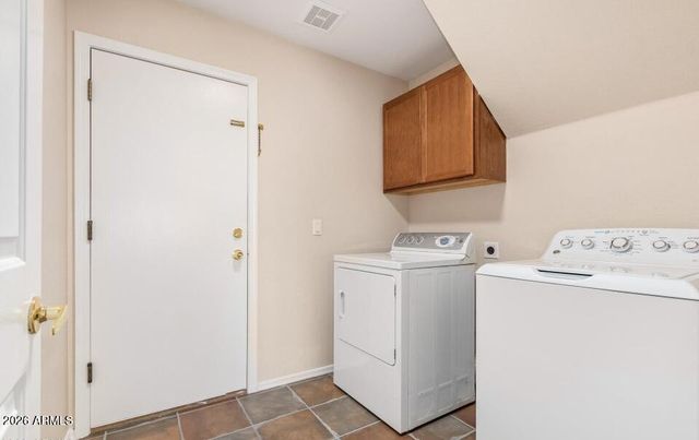 2239 E Edna Avenue, Phoenix, AZ 85022
