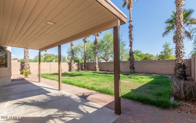 2239 E Edna Avenue, Phoenix, AZ 85022