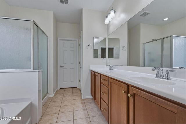 17543 W BUCKHORN Trail, Surprise, AZ 85387