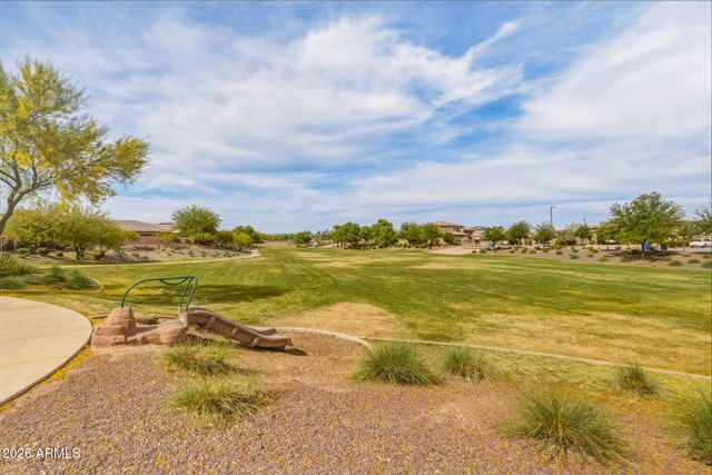 17543 W BUCKHORN Trail, Surprise, AZ 85387