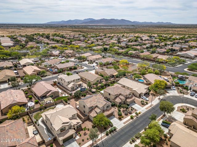 17543 W BUCKHORN Trail, Surprise, AZ 85387