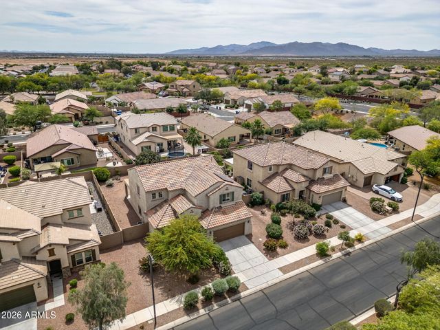 17543 W BUCKHORN Trail, Surprise, AZ 85387