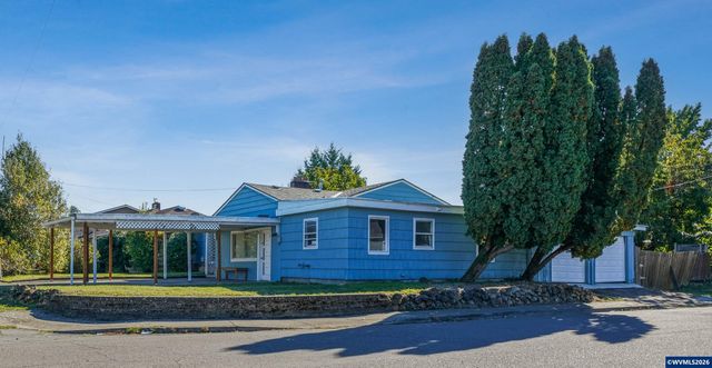 2808-2806 Livingston St NE, Salem, OR 97301