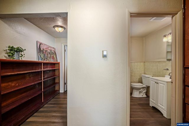 2808-2806 Livingston St NE, Salem, OR 97301