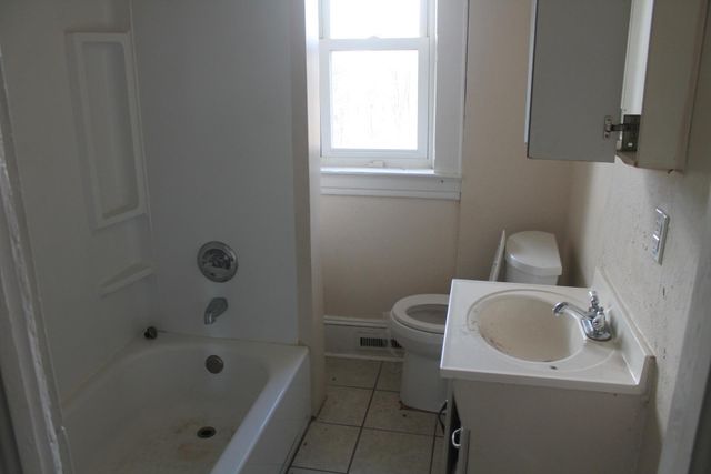 2210 Eastgate AVE, Roanoke, VA 24012