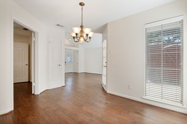 18131 Whispering Gables Lane, Dallas, TX 75287