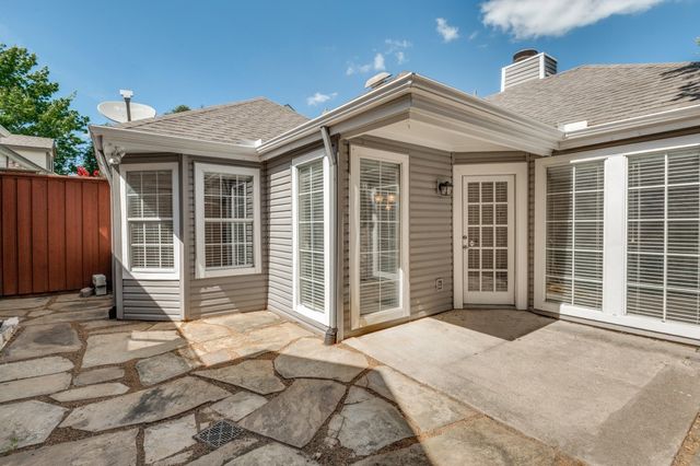 18131 Whispering Gables Lane, Dallas, TX 75287