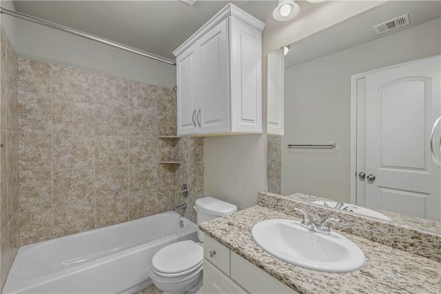 15313 Lowry Meadow Lane, College Station, TX 77845