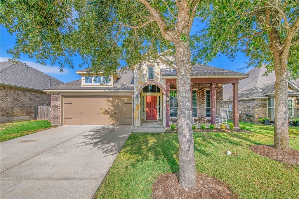 15313 Lowry Meadow Lane, College Station, TX 77845