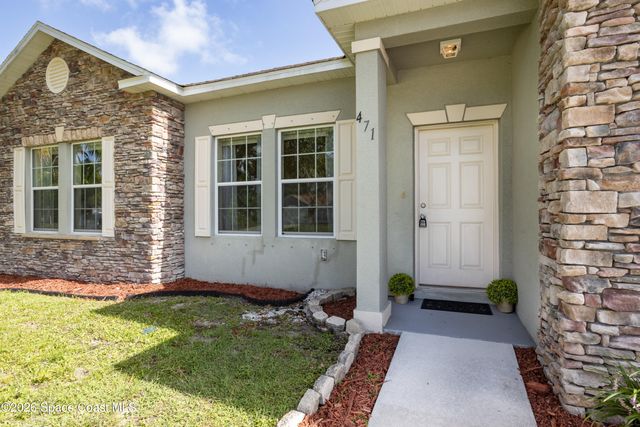 471 Bluefields Street SE, Palm Bay, FL 32909