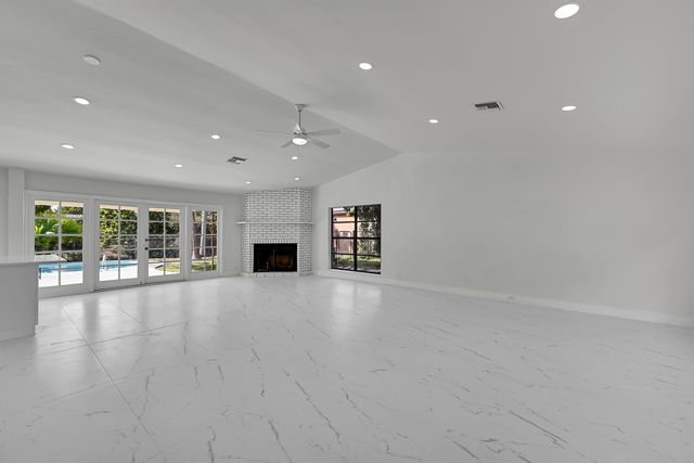 9000 NW 21st Street, Coral Springs, FL 33071