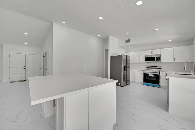 9000 NW 21st Street, Coral Springs, FL 33071