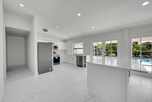 9000 NW 21st Street, Coral Springs, FL 33071