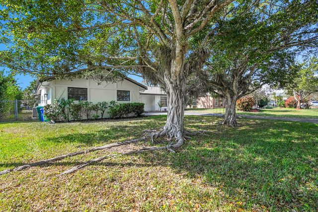 9000 NW 21st Street, Coral Springs, FL 33071