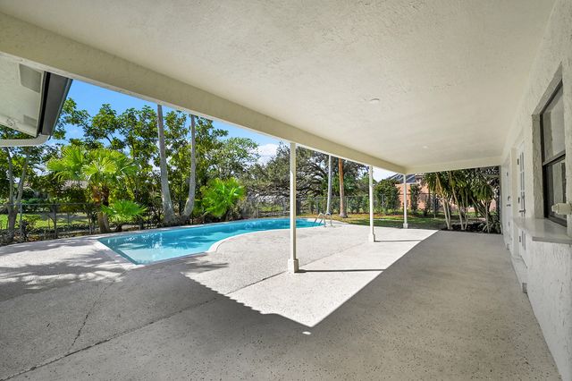 9000 NW 21st Street, Coral Springs, FL 33071