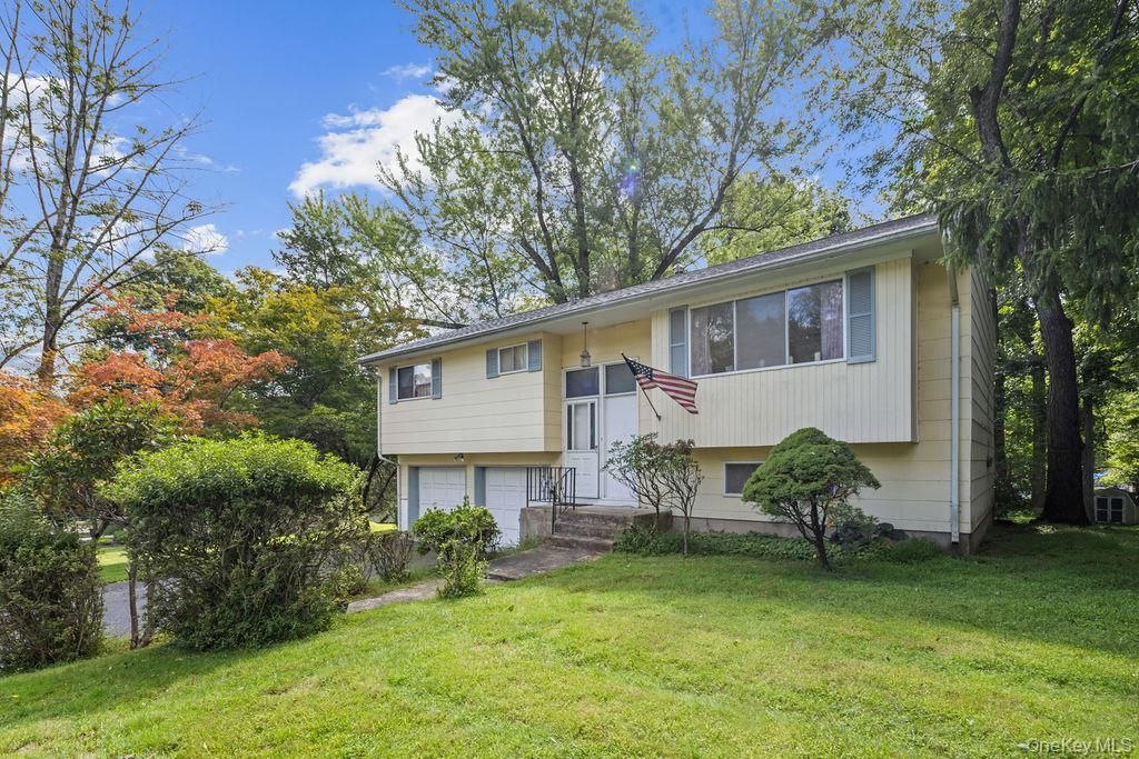 8 Madeline Terrace, Spring Valley, NY 10977 — photo 3