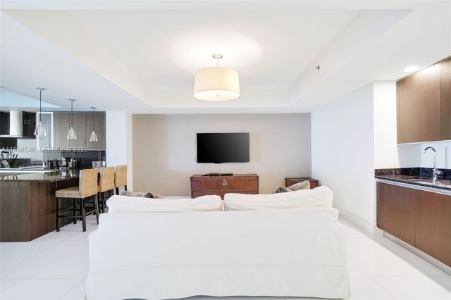 2711 S Ocean Dr 2803, Hollywood, FL 33019