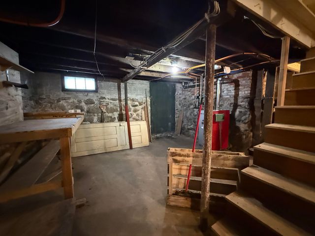 18 Highland Avenue, Franklin, NH 03235