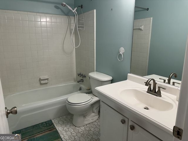 654 Willow Creek Drive, Macon, GA 31204