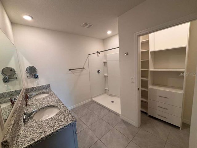 1687 BAY BREEZE DRIVE, St Cloud, FL 34771