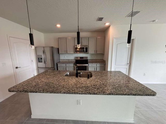 1687 BAY BREEZE DRIVE, St Cloud, FL 34771