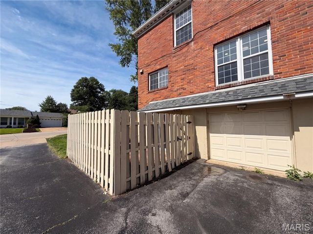 13451 Land O Woods Drive, St Louis, MO 63141