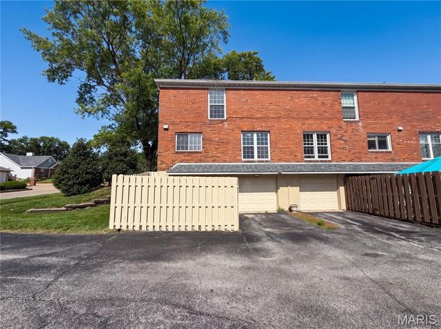 13451 Land O Woods Drive, St Louis, MO 63141