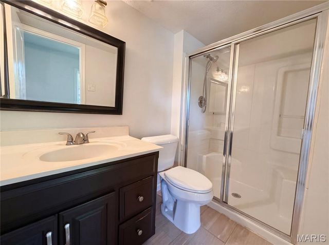 13451 Land O Woods Drive, St Louis, MO 63141