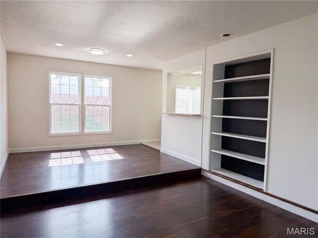 13451 Land O Woods Drive, St Louis, MO 63141