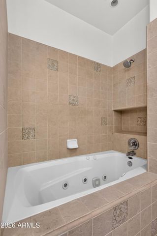 6540 E REDMONT Drive 10, Mesa, AZ 85215