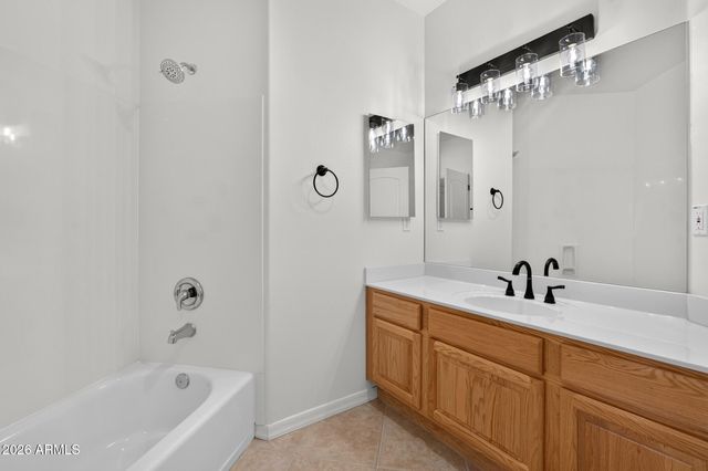 6540 E REDMONT Drive 10, Mesa, AZ 85215